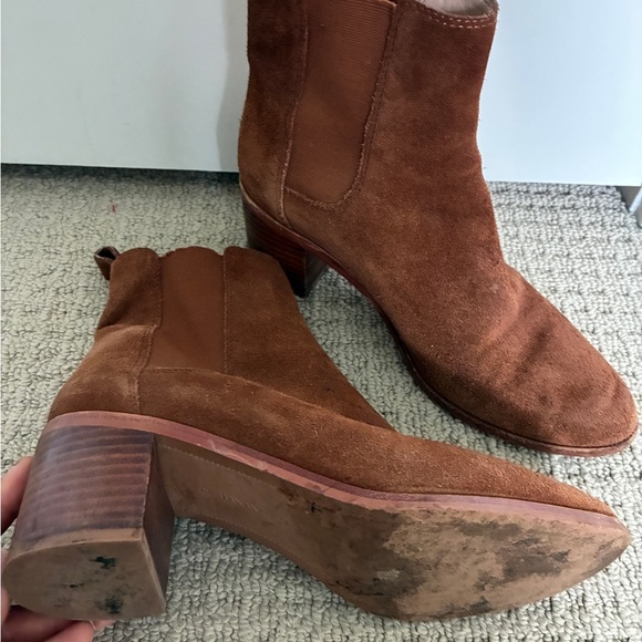 Banana Republic  Brown Suede Block Heel Chelsea Boot - Picture 5 of 8